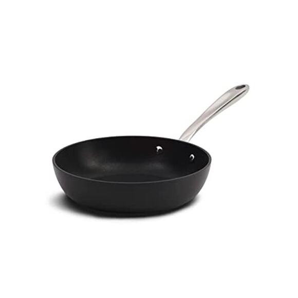 NEW W DEFECT All-Clad Essentials Nonstick Cookware (8.5 Inch Fry Pan) - Picture 1 of 4